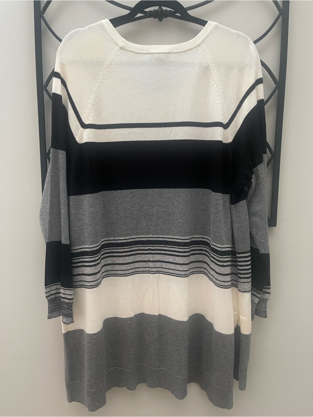 Cute Fall Color Block Tunic Sweater - Picture 3 of 5